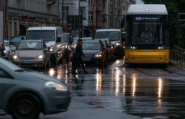 Ubezpieczenie OC i AC – informacje dla początkujących kierowców