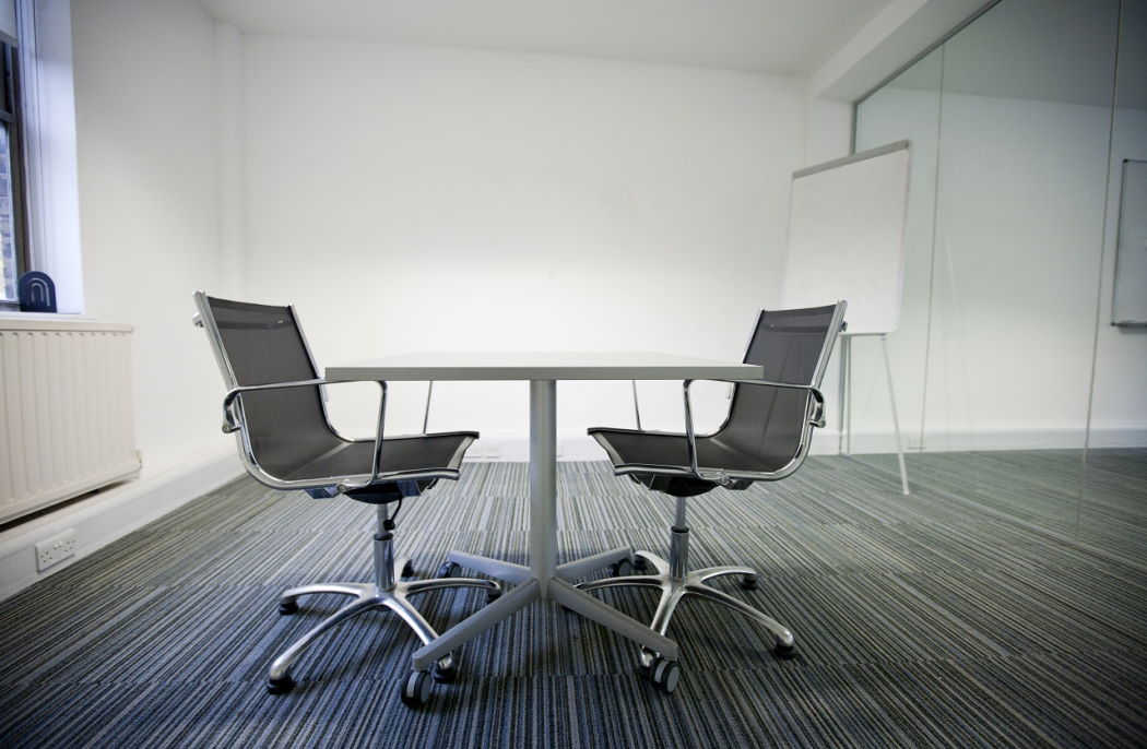 Dlaczego warto zainwestować w dobre krzesło biurowe? 3 ważne powody
