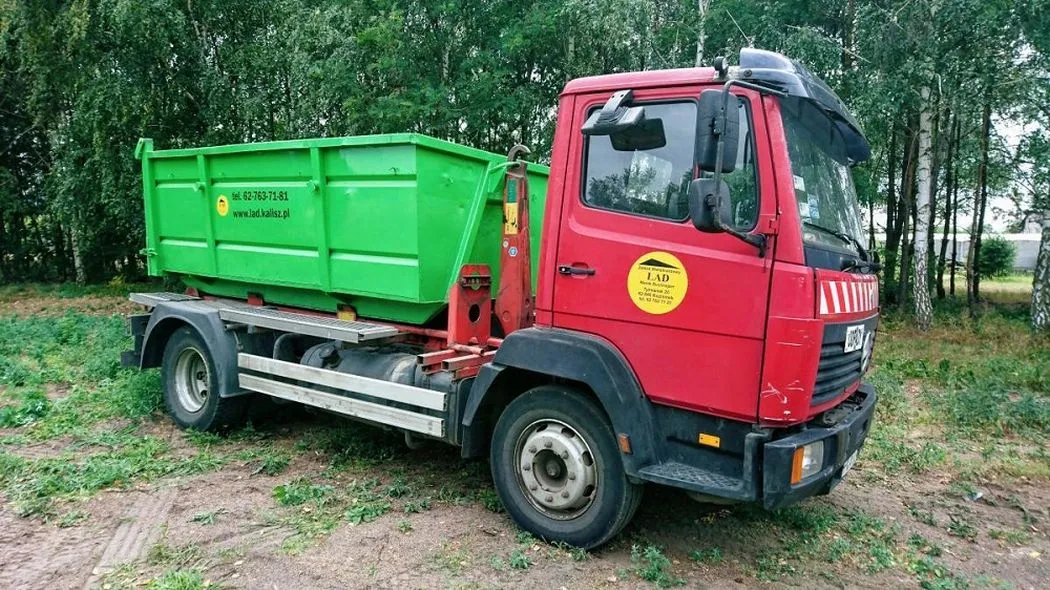 5 najczęstszych błędów podczas wynajmu kontenerów na gruz i jak ich uniknąć