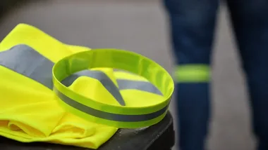 Mały odblask może dać kierowcy więcej czasu na reakcję