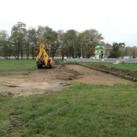 powiększ zdjęcie: LBO 2020. Powstaje ogródek wielopokoleniowy przy ul. Bydgoskiej