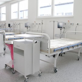 powiększ zdjęcie: Szpital modułowy przy Wojewódzkim Szpitalu Specjalistycznym już otwarty