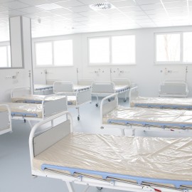 powiększ zdjęcie: Szpital modułowy przy Wojewódzkim Szpitalu Specjalistycznym już otwarty