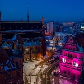 powiększ zdjęcie: Walentynkowy koncert z ratuszowego balkonu