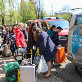 powiększ zdjęcie: Uchodźcy z Ukrainy wyjechali z naszego miasta do Miśni