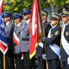 powiększ zdjęcie: Strażnicy Miejscy świętują swój dzień