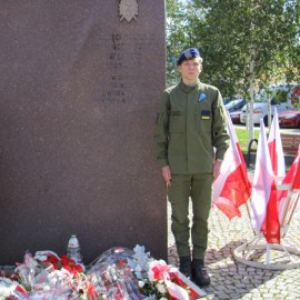 powiększ zdjęcie: Legniczanie uczcili pamięć ofiar Sybiru i agresji sowieckiej na Polskę