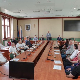 powiększ zdjęcie: Podsumowanie szkolnego roku sportowego. Zobacz kto zwyciężył