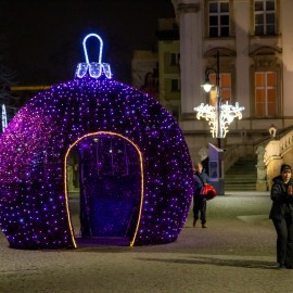 powiększ zdjęcie: Legnica walczy o tytuł Świetlnej Stolicy Polski