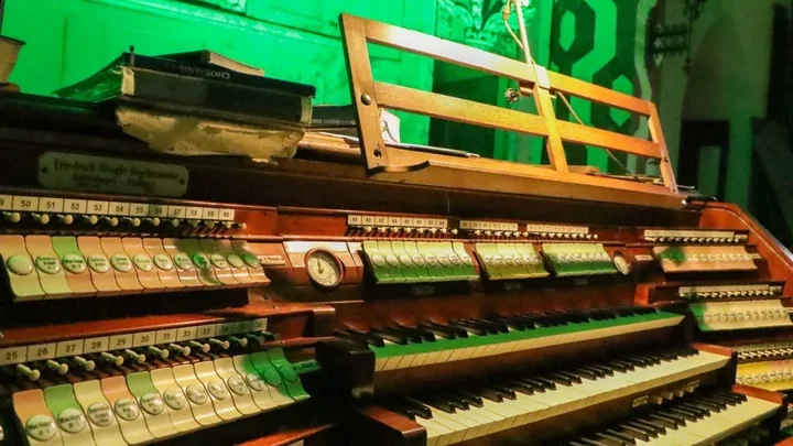 Pamiątki i opowieści po 40 latach Legnickiego Conversatorium Organowego