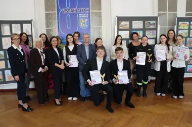 Karolina Barszczuk triumfuje w legnickim finale konkursu „Ośmiu Wspaniałych”