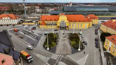 Duże zmiany przed dworcem w Legnicy. Autobusy pojadą inaczej