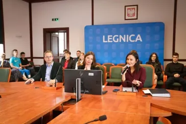 Młodzi w Legnicy wybrali szkolne inwestycje i postawili na wspólne miejsca