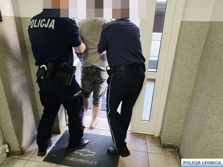 Miał nie chodzić od sześciu lat, a chwilę później stanął na parapecie