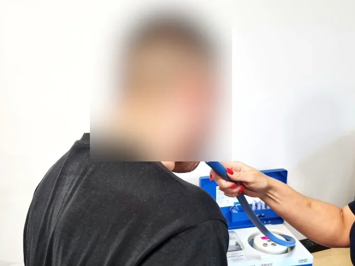 Kolizja w Legnicy i szybka kontrola - kierowca bez uprawnień miał alkohol