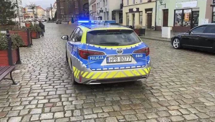 52-latek z dwoma zakazami wsiadł do BMW w Chojnowie i wpadł