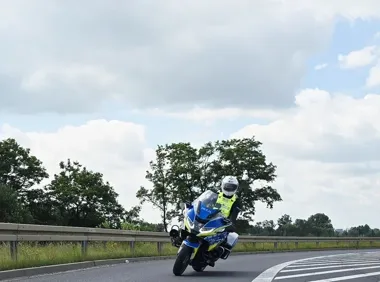 Kontrola 103 pojazdów w Legnicy. Motocykliści bez ani jednego wykroczenia