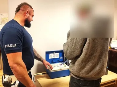 Pracownicy stacji zatrzymali pijanego kierowcę. Miał ponad 2,3 promila