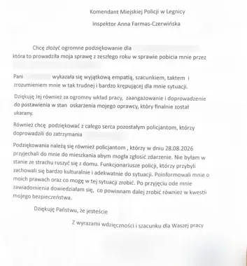 Nie mogła wyjść z domu. Policjanci z Legnicy przyjęli jej zawiadomienie