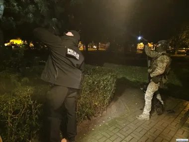 Siedem osób w areszcie po akcji w Legnicy i na lotnisku. W tle narkotyki i auta