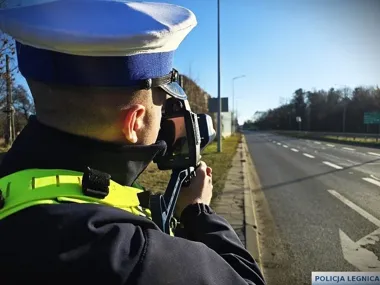 Policja prowadzi akcję „Prędkość”. Kontrole także w Legnicy