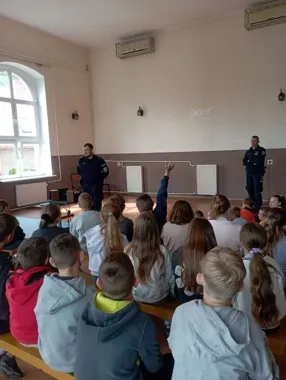 Hejt i wakacyjne ryzyko pod lupą policjantów w Bieniowicach