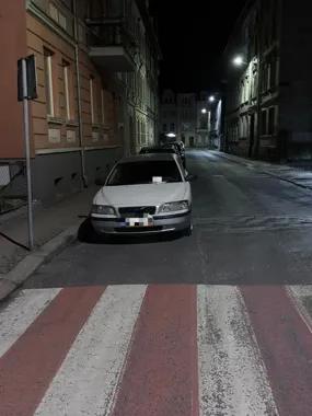 Legnicka drogówka bierze Chojnów pod lupę przez złe parkowanie