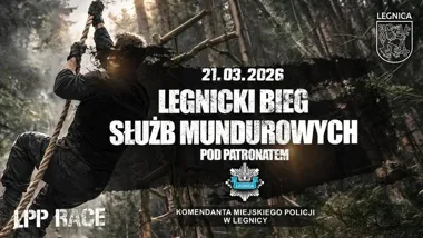 Funkcjonariusze zmierzą się na 3-kilometrowej trasie - 15 przeszkód w Parku Miejskim