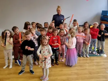 Mini przejście w Legnicy dało przedszkolakom lekcję, której nie zapomną szybko