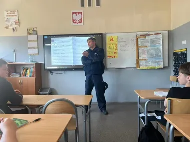 W Legnicy policjanci ostrzegli uczniów - hejt i mowa nienawiści pod lupą