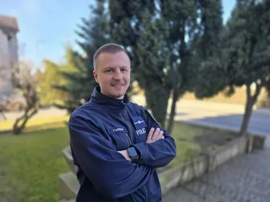 Szkolenia, zaufanie i nominacja - dzielnicowy z Chojnowa w centrum plebiscytu