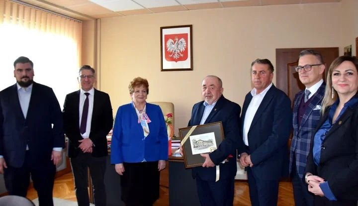 Cztery dekady na jednym stanowisku i symboliczny gest dla sołtysa z Krajowa