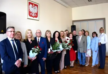 Pięć medali dla oświaty w powiecie legnickim. Znamy wyróżnionych