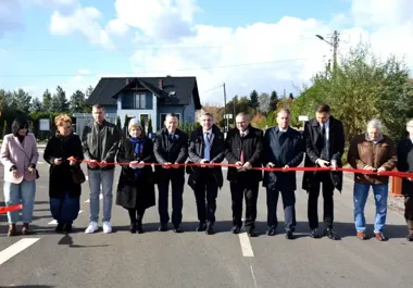 3,5 kilometra zmodernizowanej drogi i 471 metrów chodnika na trasie do Legnicy